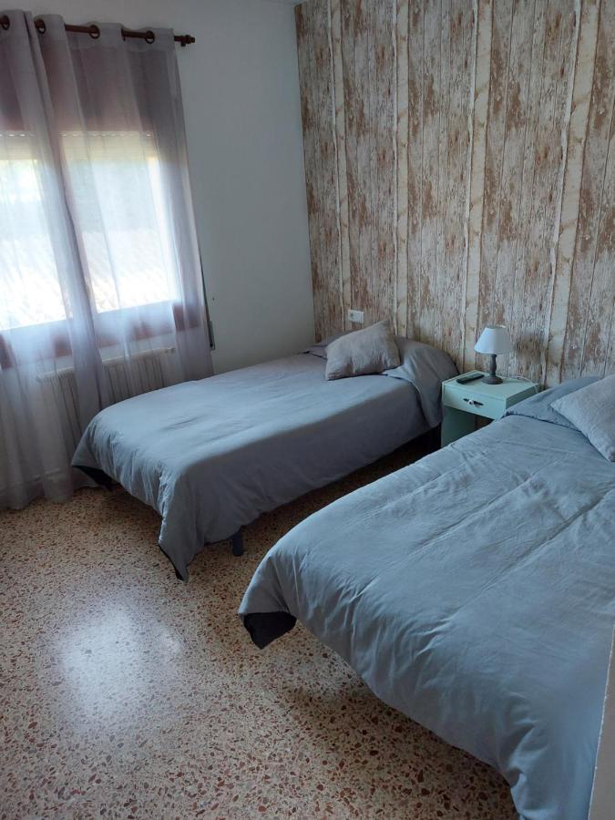Hostal Braseria Tivissa Eksteriør billede