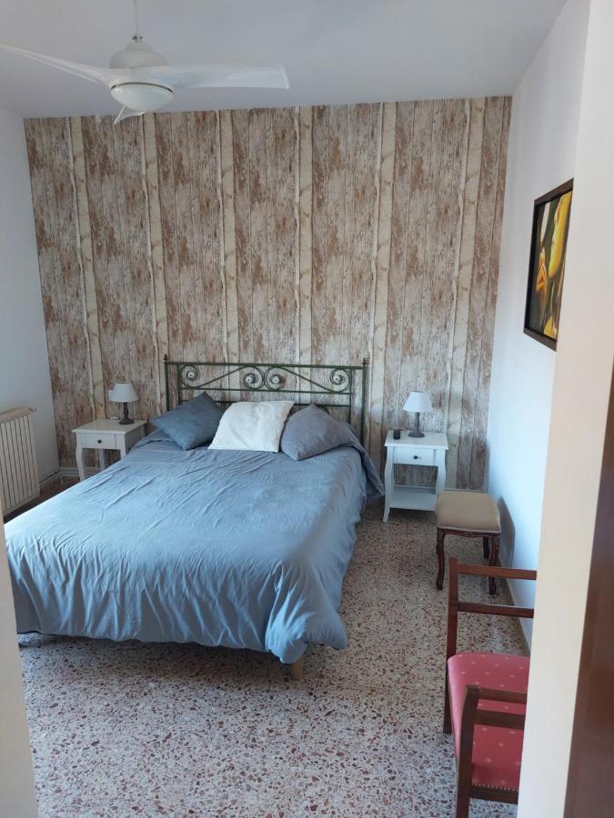 Hostal Braseria Tivissa Eksteriør billede